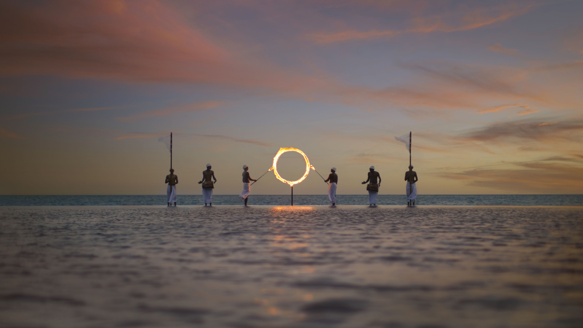 The Ritz-Carlton Maldives, Fari Islands: дань традициям