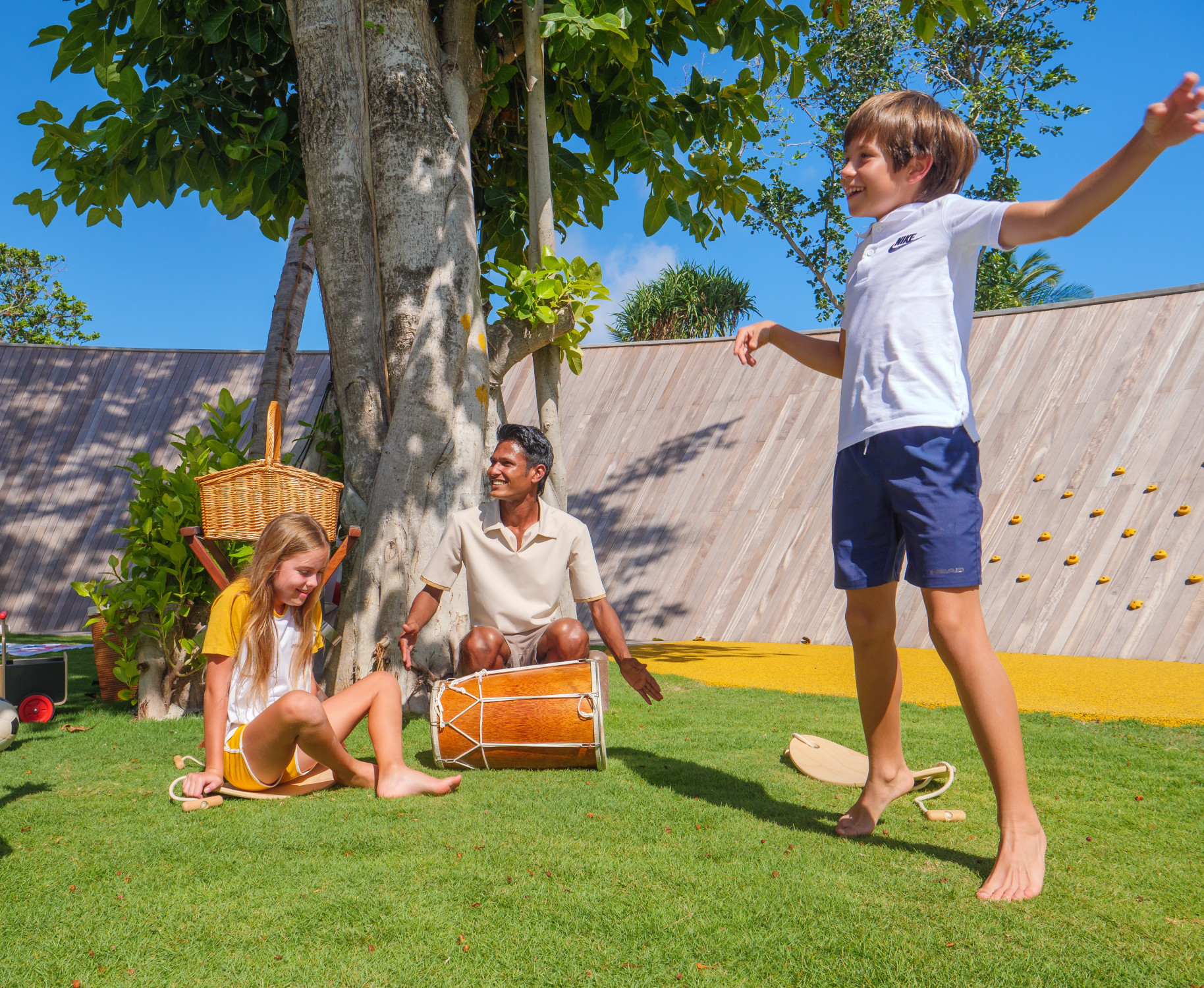 The Ritz-Carlton Maldives, Fari Islands: дань традициям