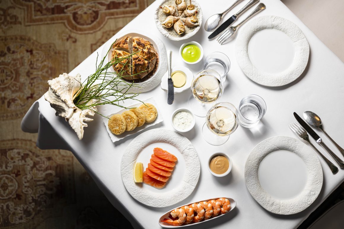 Ресторан La Véranda в La Réserve Paris - Hotel and Spa