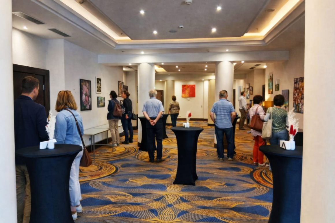 Аукцион Третьякова открыл весенний сезон вернисажем «Настоящая Весна»