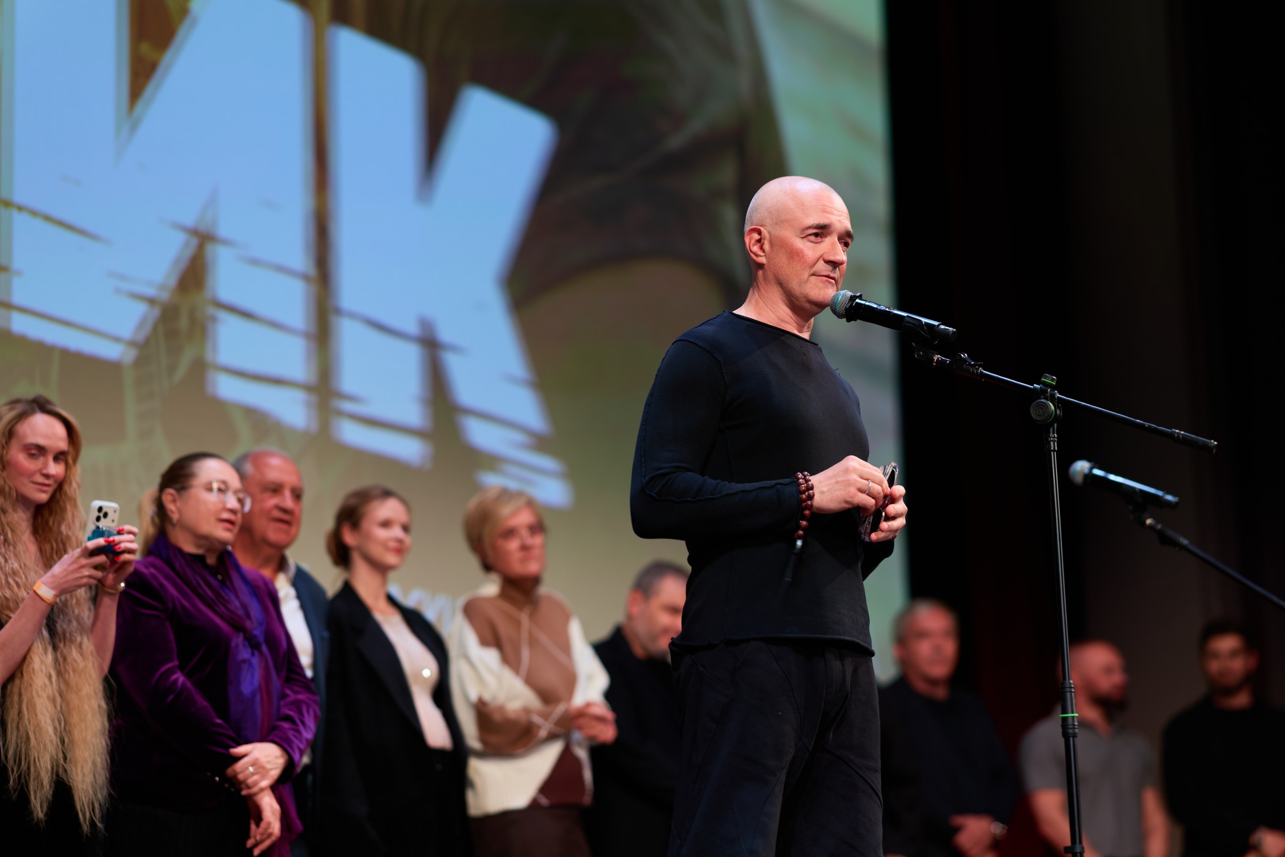 Машков, Лавроненко, Кравченко, Бероев на светской премьере сериала «Марик»