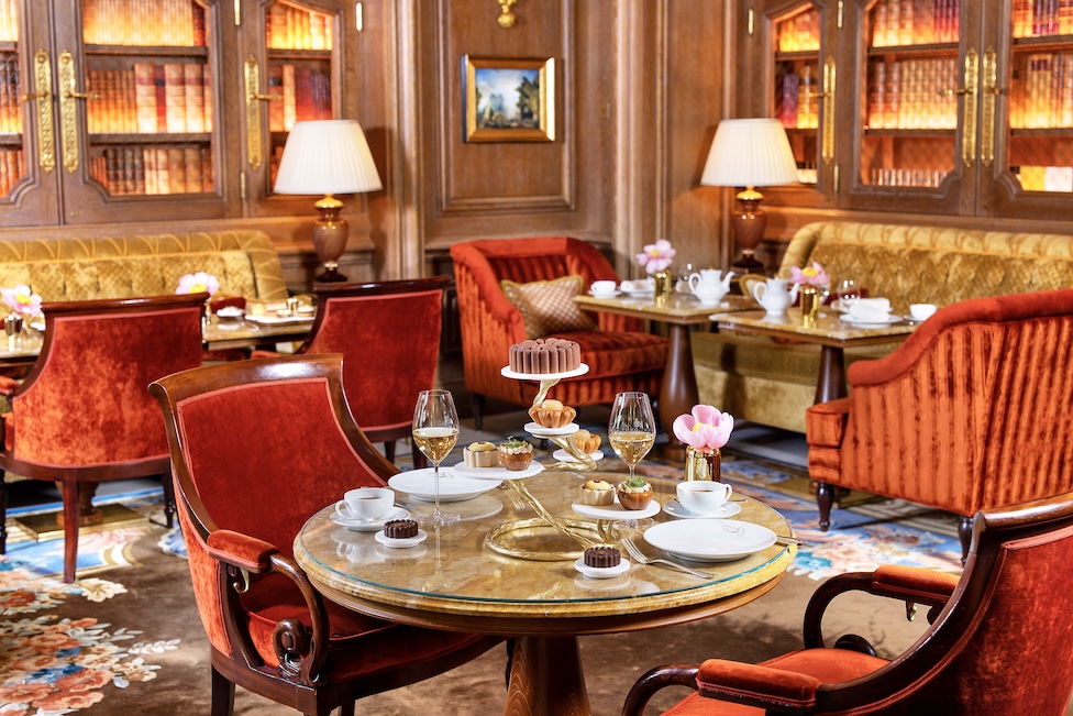 Волшебный час в Ritz Paris: Чаепитие à la française от Оливье Лене